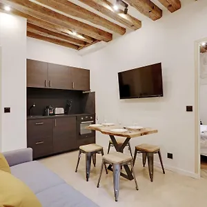 Authentic - 1br-4p - Le Marais Apartment Paris